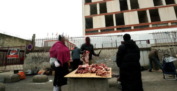 De la viande découpée et vendue sur le trottoir : à Vitry, la boucherie clandestine fait le plein de clients