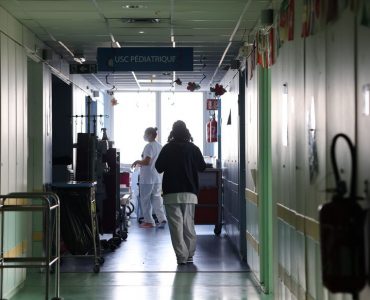 Un homme agresse trois médecins après la mort d’un membre de sa famille à l’hôpital de Châlons-en-Champagne
