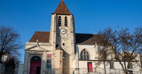 [Info VA] Limay : Un homme défèque dans l’église et vole le téléphone du prêtre