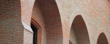 Arcades en briques du palais de justice de Toulouse — photo d’illustration prise en 2011.