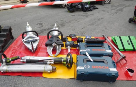 Outils de désincarcération des sapeurs-pompiers présentés à Mussidan en 2023