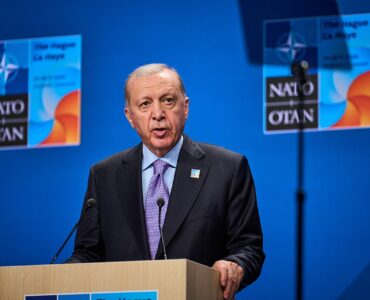 Recep Tayyip Erdogan lors d’une conférence de presse à La Haye en juin 2025