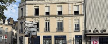 Place Franklin-Roosevelt au Mans, photographie du 31 juillet 2026.