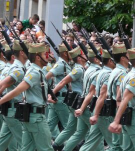 Des légionnaires espagnols défilent à Saragosse en 2008. Photo d’illustration, sans lien avec le rassemblement annoncé à Ceuta.
