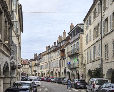 Rue du Commerce à Lons-le-Saunier, décembre 2025