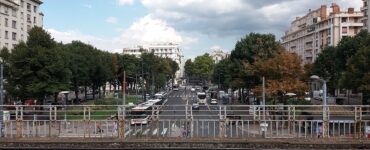 Place Jean-Macé à Lyon vue depuis la gare, en septembre 2022.