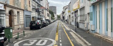 Rue Victor-Hugo à Malakoff, photographiée le 11 août 2023.