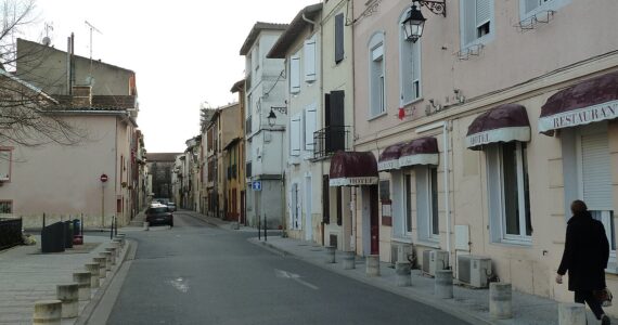 Place Albert-Tournier dans le centre de Pamiers, photographie d’illustration de décembre 2015.