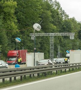 Contrôle frontalier près de Passau, photographie d’août 2017.