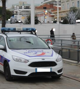 Véhicule de la Police nationale — photo d’illustration, sans lien avec les faits du Chaudron