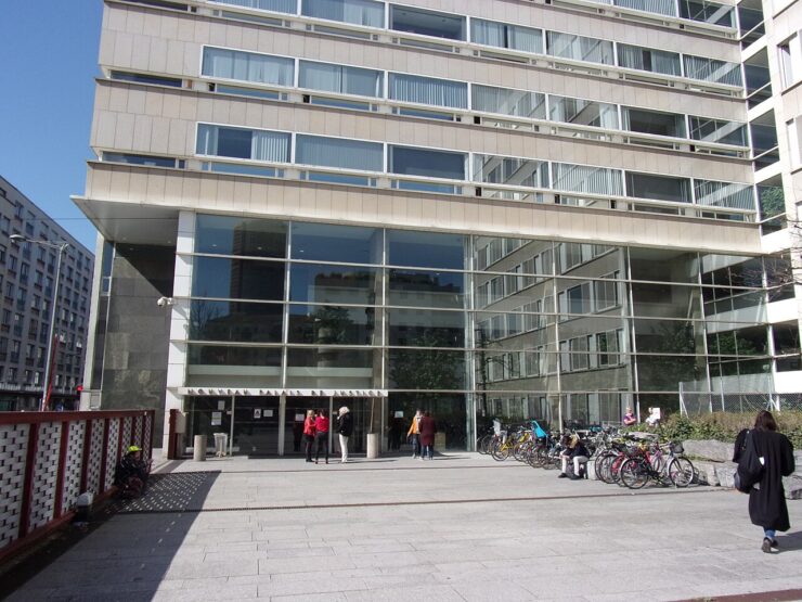 Entrée du tribunal de Lyon, photographie d’illustration.