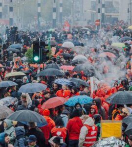 Illustration de l'alerte aux appels djihadistes visant policiers et manifestants pendant les mobilisations en Europe