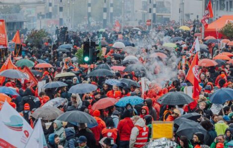 Illustration de l'alerte aux appels djihadistes visant policiers et manifestants pendant les mobilisations en Europe
