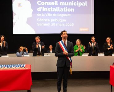 Édouard Denouël lors de l'installation du conseil municipal de Bagnolet