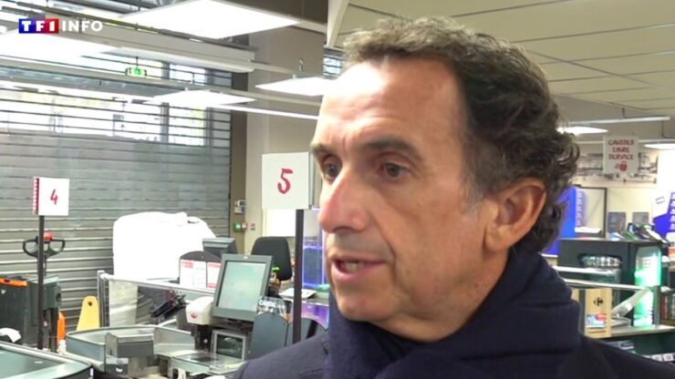 Magasin Carrefour après les pillages du 17 octobre 2026
