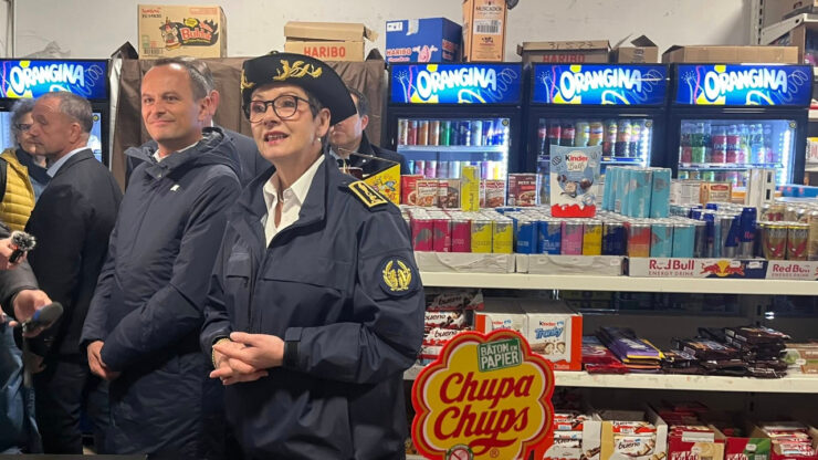 Policiers lors d'une opération à Clermont-Ferrand