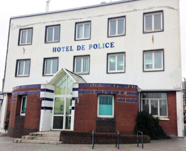 Hôtel de police de Dunkerque, quai des Hollandais. Archives Delta FM.