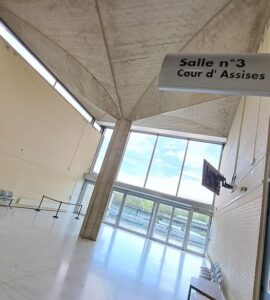 Photographie d’archives illustrant la cour criminelle de l’Essonne.