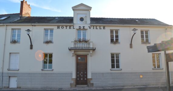 Façade de la mairie de Saint-Jean-de-Boiseau