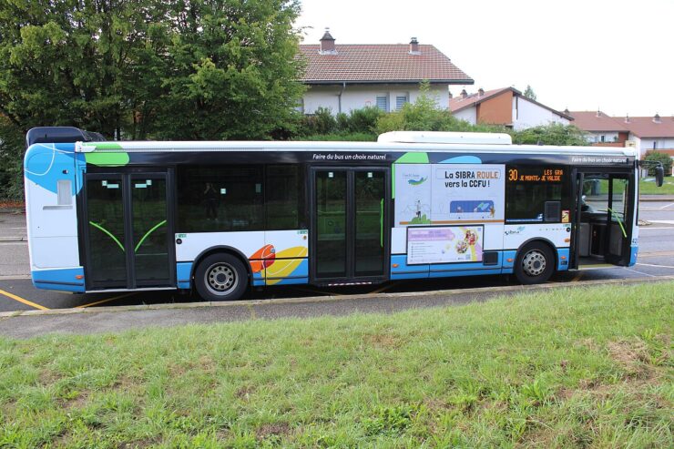 Bus Iveco Urbanway 12 du réseau Sibra à Annecy-le-Vieux