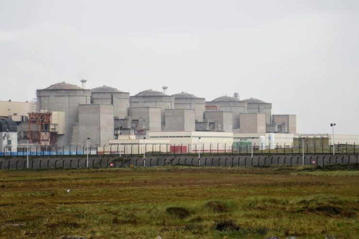 Vue de la centrale nucléaire de Gravelines, Nord