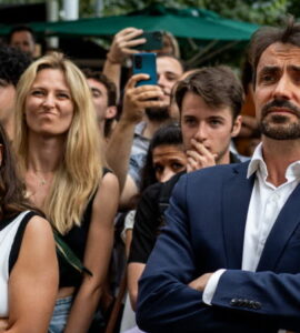 Anaïs Belouassa-Cherifi et Grégory Doucet lors d’une soirée électorale à Lyon, le 30 juin 2024