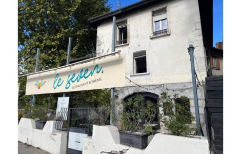 Le restaurant Le Seven ravagé par un incendie à Grenoble le 10 octobre 2026