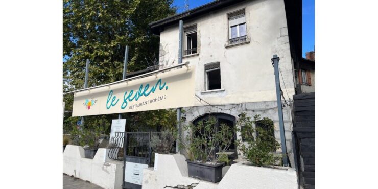 Le restaurant Le Seven ravagé par un incendie à Grenoble le 10 octobre 2026