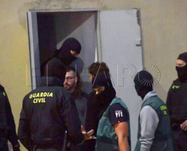 Agents de la Garde civile espagnole lors d'une opération à Ceuta, le 22 octobre 2026