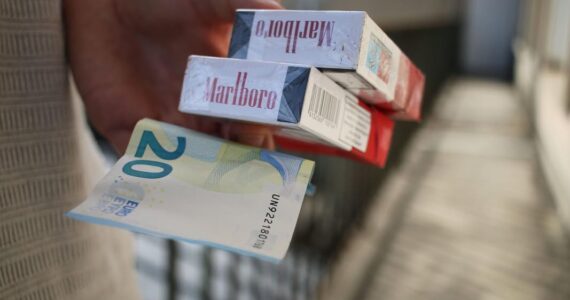 Vente de cigarettes à la sauvette en Île-de-France