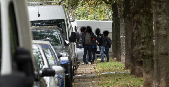 Rue Honoré Longtin à Jette, Bruxelles, après la fusillade ayant coûté la vie à un policier le 13 octobre 2026 (photo Belga / James Arthur Gekiere)