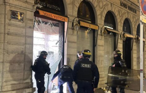 Boutique Louis Vuitton à Lyon après les pillages du 17 octobre 2026