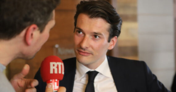 Visuel de l’article de Lyon Mag sur la pancarte visant Quentin Deranque dans une story de Clémence Guetté