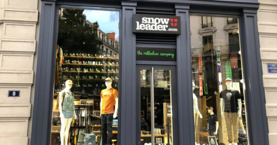 Façade de la boutique Snowleader, rue du Président-Carnot à Lyon, photographiée en 2018 avant le pillage.