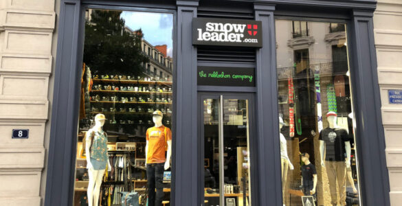 Façade de la boutique Snowleader, rue du Président-Carnot à Lyon, photographiée en 2018 avant le pillage.