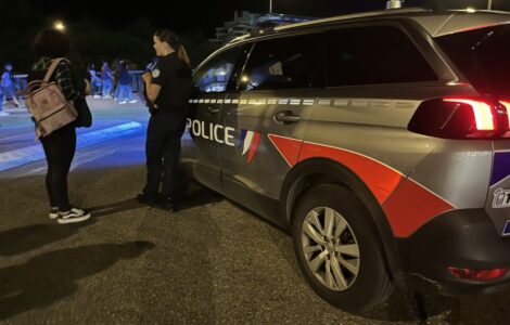 Intervention de police de nuit à Lyon