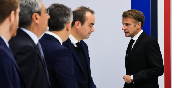 Emmanuel Macron au cours d'un déplacement, photographie AFP utilisée par La Dépêche