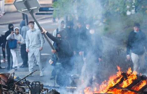 Attaques incendiaires en marge des mobilisations lycéennes à Marseille