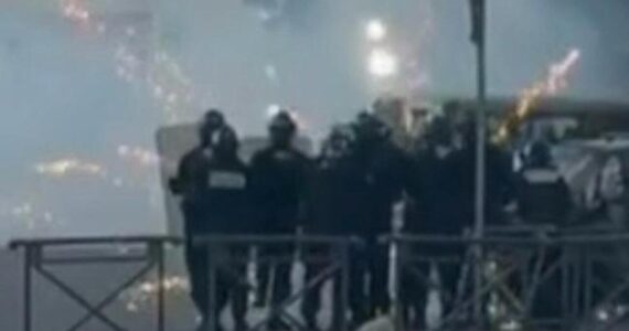 Policiers aux abords du lycée Saint-Exupéry à Marseille pendant le blocus le 12 octobre 2026