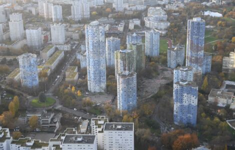 Vue aérienne des tours Nuages dans le quartier du Parc-Sud à Nanterre