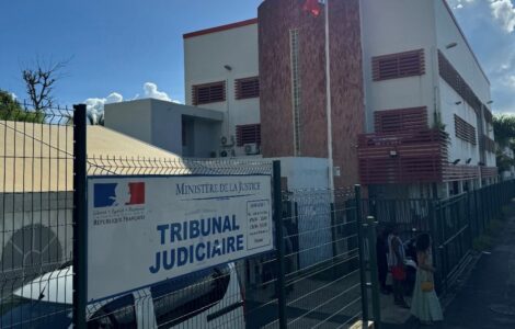 Tribunal judiciaire de Mamoudzou à Mayotte, photographie d'archive de 2024