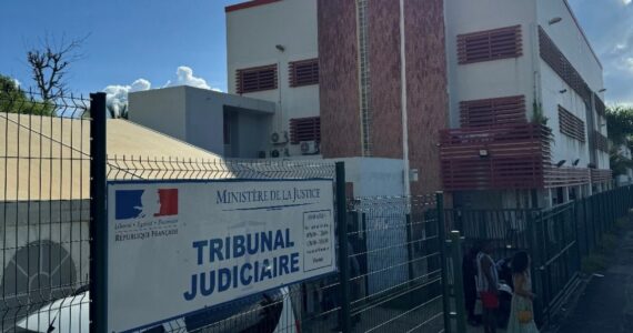 Tribunal judiciaire de Mamoudzou à Mayotte, photographie d'archive de 2024